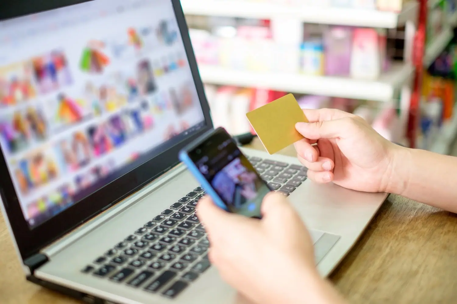Jak stworzyć sklep internetowy bez programowania na Shopify